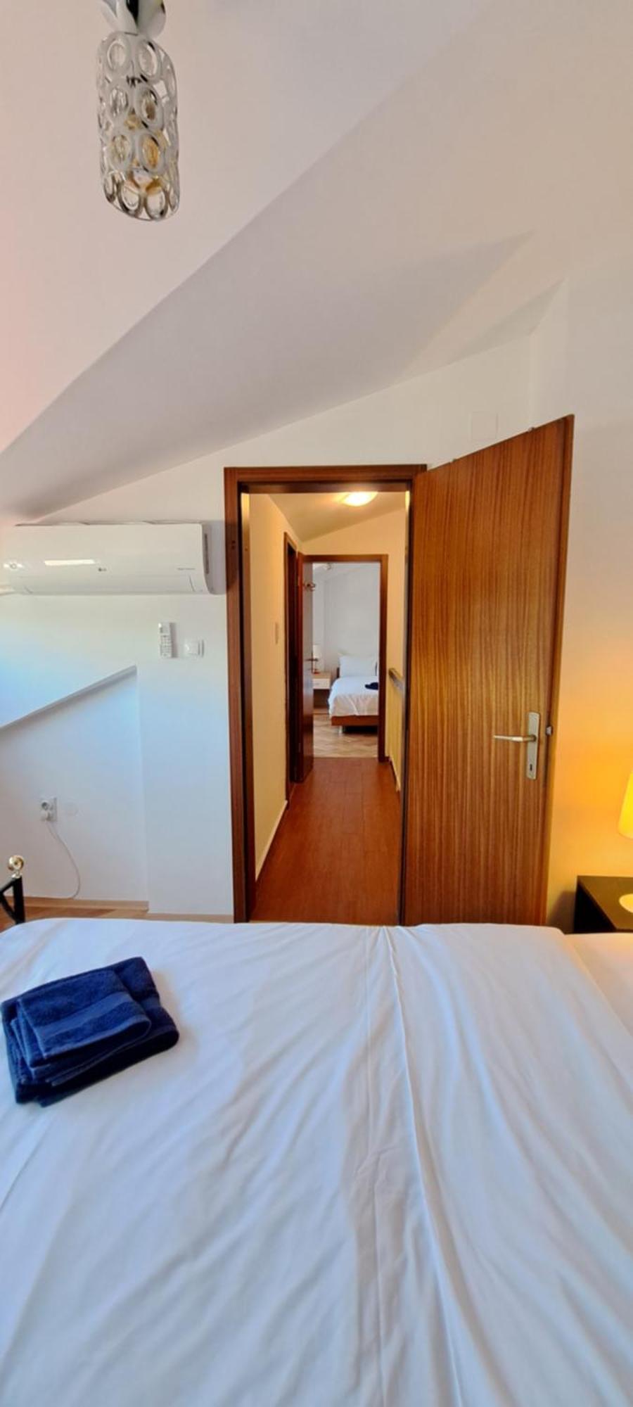 Central Skopje Duplex Apartment エクステリア 写真